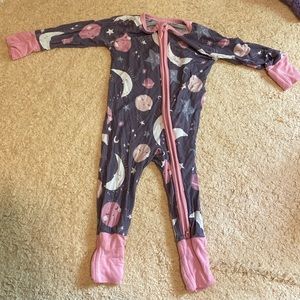 Little Sleepies moons zip pajamas 0-3